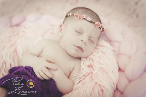 012-Newborn-Lucia