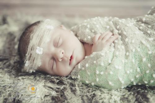 016-Newborn-Lucia